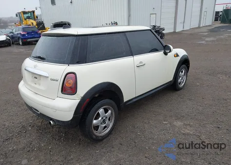 2009 Mini Cooper из США, поврежденный, VIN WMWMF33599TU75907